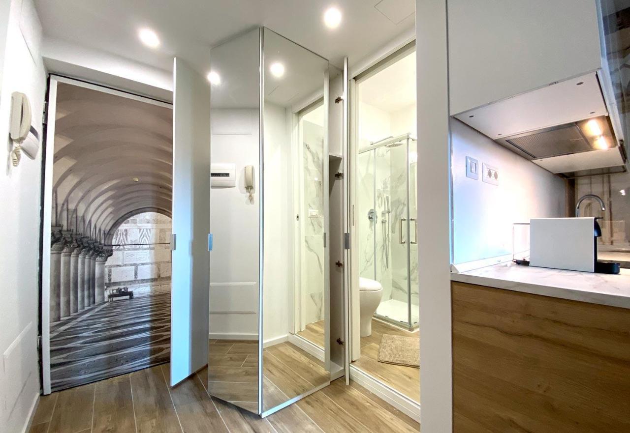 Marghera35 Apartment: Stile E Comodita In Centro Milán